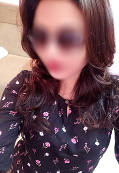 VIP Female Escorts Kolka
ta